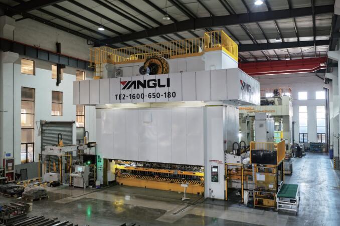 TE2 系列閉式雙點多工位壓力機